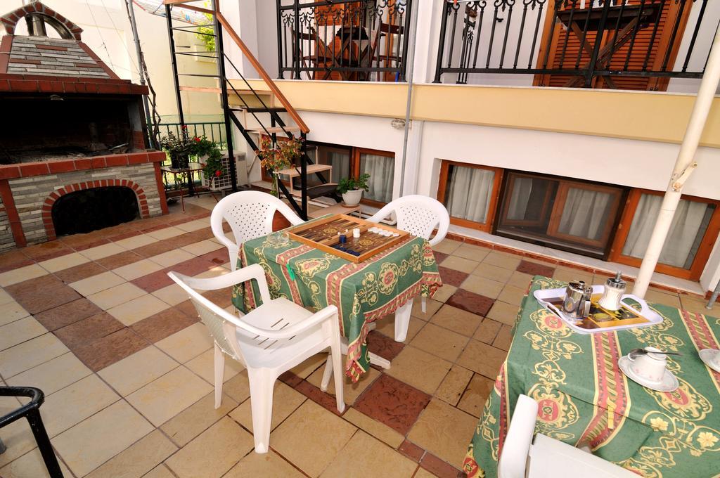 Rodon Apartments - S Avdimioti Nea Roda Exterior foto